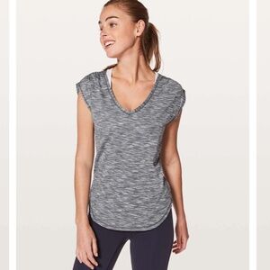 Lululemon Sweat Times Tee • Tiger Space Dye Alpine White/Dark Slate • Size 6